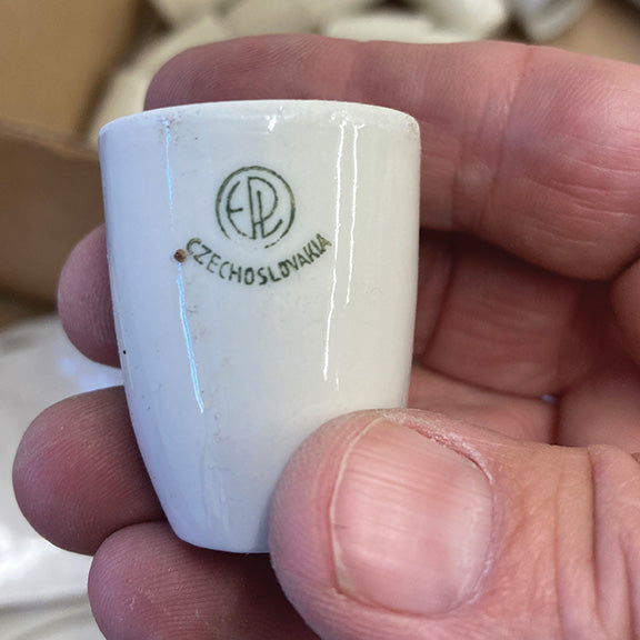 Authentic & Rare Czechoslovakia Porcelain Crucibles – Vintage Porcelain Labware - Deutsche Optik