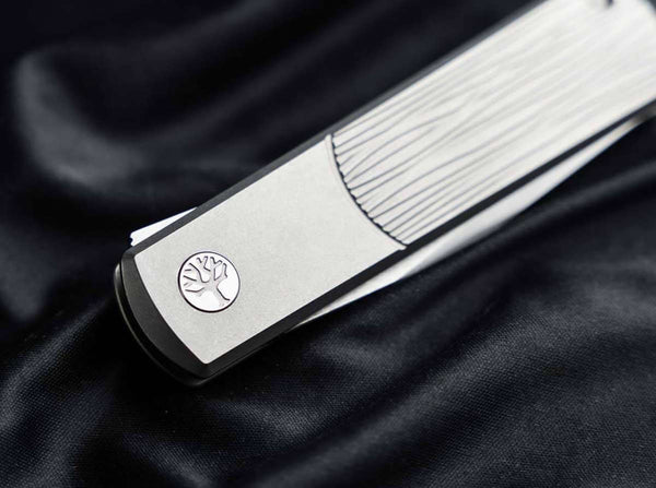 Böker BRLW – Premium Titanium and Wood Grain Folding Knife - Deutsche Optik