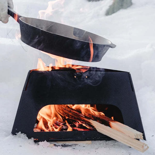 Flatbrook Folding Stove – Portable, Heavy-Duty Cooking for Any Adventure - Deutsche Optik
