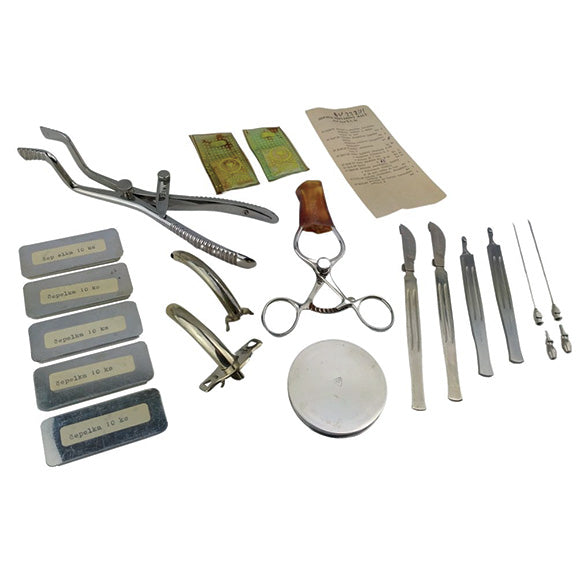 CZECH Army M72/1c2 Medical Set,  12 Pieces