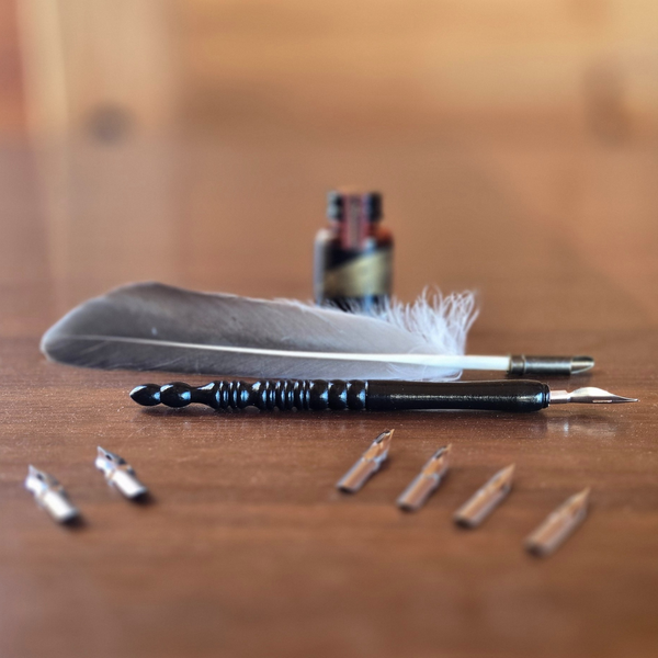Feather Pen Set – Timeless Writing with Quill & Ink