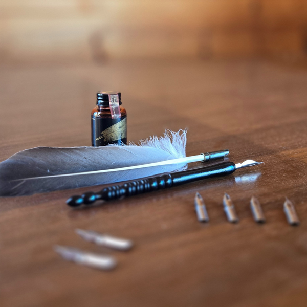 Feather Pen Set – Timeless Writing with Quill & Ink
