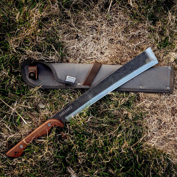 Japanese Nata Tool – Heavy-Duty Bushcraft and Woodworking Knife